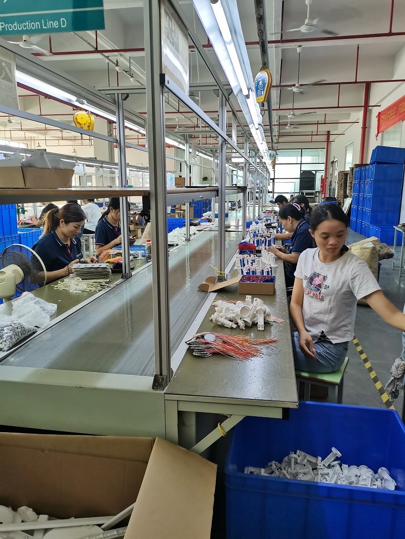 ประเทศจีน Dongguan ILI Lighting Furniture Co., Ltd. รายละเอียด บริษัท