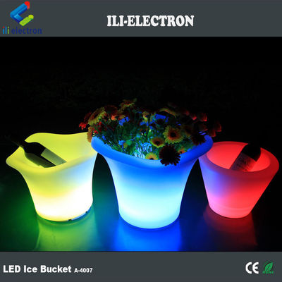 ถังน้ําแข็ง Led พลาสติกที่สามารถชาร์จใหม่ได้ กันน้ําไร้สาย พกพาภายนอกสําหรับพรรค