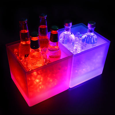 กล่องน้ําแข็ง LED สี่เหลี่ยมโมเดิร์น ชั้นสอง ไฟขึ้นกล่องแชมเปญโปร่งใส