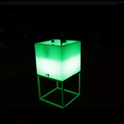 กลางแจ้งกันน้ํา Light Up Ice Bucket ตารางด้วยสแตนโลหะ