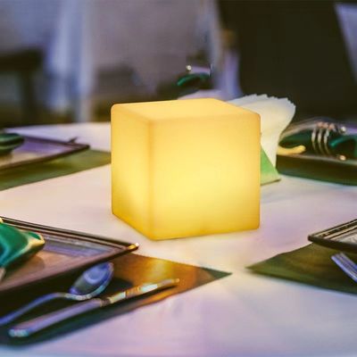 6 นิ้ว LED Cube ไฟกลางคืน สีสัน USB ชาร์จ กันน้ํา