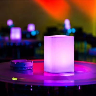 RGB เปลี่ยนสีภายนอก LED ไฟคิวบ์ USB ชาร์จควบคุมโดยรีโมทคอนโทรล