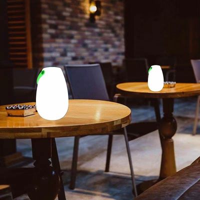 2700K CCT พลาสติก LED หลอดพกพา สามารถชาร์จใหม่ได้ สําหรับร้านอาหาร
