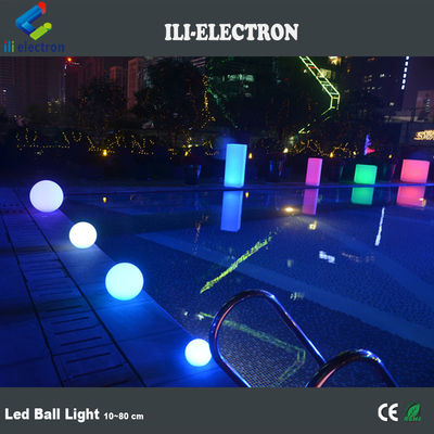 สระว่ายน้ําหมู่บ้านวันหยุด Led Floating Ball