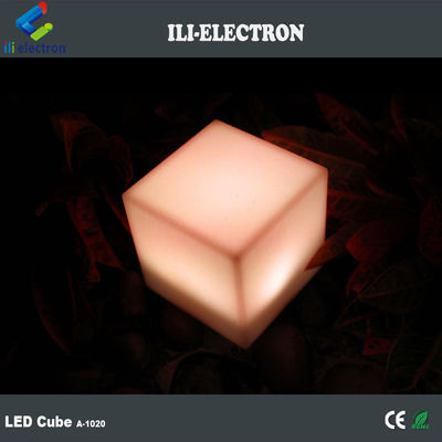 ระยะไกลควบคุมกันน้ํา สีพลาสติก LED ไฟลูกกลอง