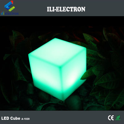ระยะไกลควบคุมกันน้ํา สีพลาสติก LED ไฟลูกกลอง