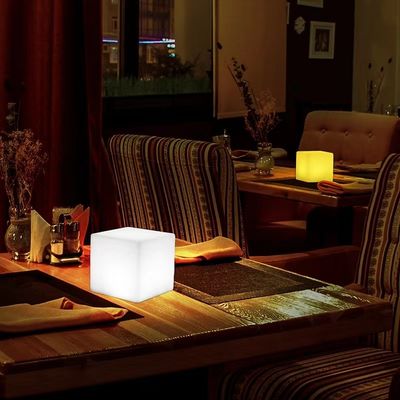 ระยะไกลควบคุมกันน้ํา สีพลาสติก LED ไฟลูกกลอง