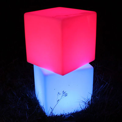 IP65 กันน้ําภายนอก LED ไฟลูกบาศก์ 16 สีเปลี่ยนสําหรับกระโปรงสวน