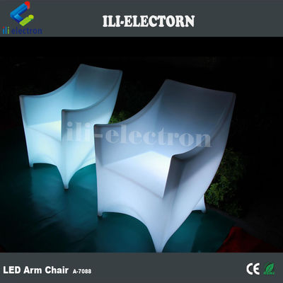 100% PE พลาสติก สามารถชาร์จใหม่ได้ RGB ไฟฟ้า LED โซฟาโซฟา