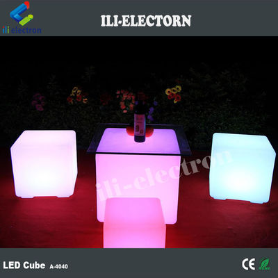 ไฟ LED สามารถชาร์จใหม่ได้ เฟอร์นิเจอร์พลาสติก เฟอร์นิเจอร์กลางแจ้ง ไฟ LED cube