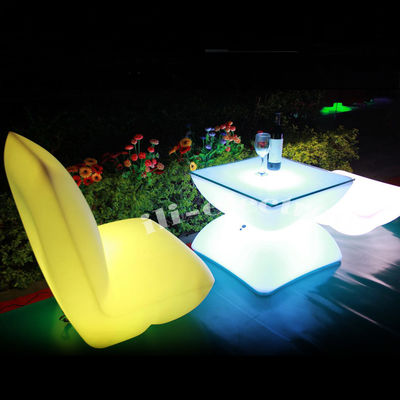 PE พลาสติก LED เฟอร์นิเจอร์กระจ่างกระจ่าง โต๊ะค็อกเทล 16 สีเปลี่ยนได้