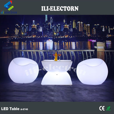PE พลาสติก LED เฟอร์นิเจอร์กระจ่างกระจ่าง โต๊ะค็อกเทล 16 สีเปลี่ยนได้