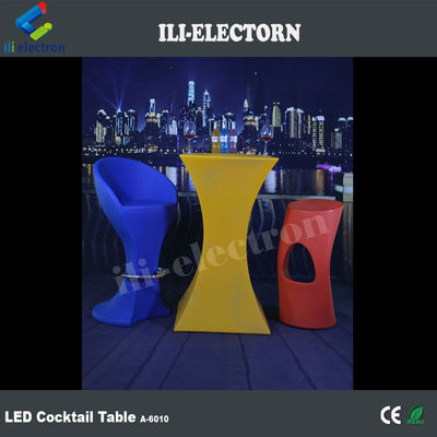 สีส้ม สีพลาสติก โครงการเฟอร์นิเจอร์หมุน โต๊ะค็อกเทลสําหรับงาน