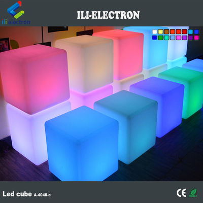 แสง LED Cube ที่สามารถชาร์จใหม่ได้ เพิ่มเติมที่สมบูรณ์แบบสําหรับปาร์ตี้และคลับ แหล่งแสง LED