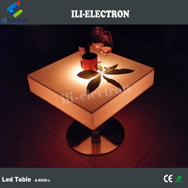 Led Garden Table คลับกลางคืน สีเฟอร์นิเจอร์ โต๊ะค็อกเทล เฟอร์นิเจอร์ LED